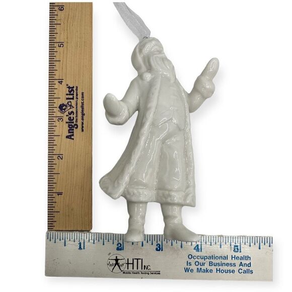 Hallmark Keepsake Ornament Getting into the Spirit 2011 QXG3587 with box - Picture 12 of 12